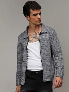 Campus Sutra Checked Spread Collar Windcheater Puffer Jacket