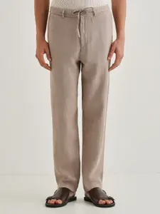 Banana Club Men Classic Linen Regular Trousers