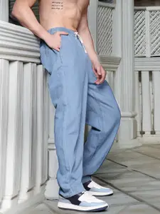 The Roadster Lifestyle Co. Men Relaxed Fit Stretchable Jeans