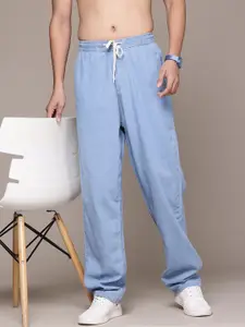 The Roadster Lifestyle Co. Men Relaxed Fit Stretchable Jeans