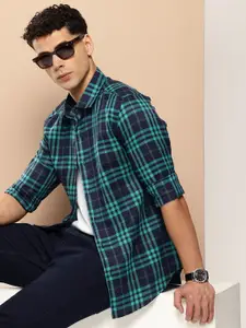 encore by INVICTUS Checked Spread Collar Casual Shirt