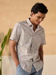 Andamen Premium Slim Fit Abstract Printed Spread Collar Short Sleeves Cotton Casual Shirt