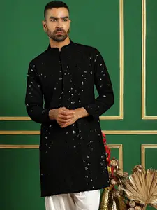 Jompers Floral Embroidered Mandarin Collar Straight Kurta