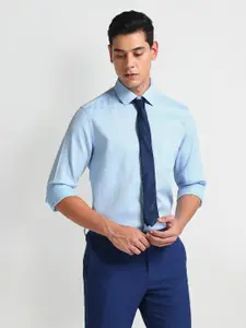 Arrow Micro Ditsy Printed Cotton Slim Fit Formal Shirt