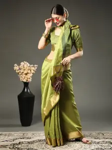 Siya Fashion Zari Banarasi Saree