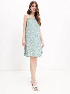 DressBerry Floral Smock-N-Flow Dress