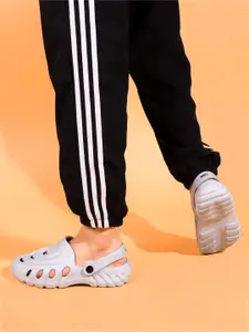 HRX by Hrithik Roshan Men Self Design Clogs