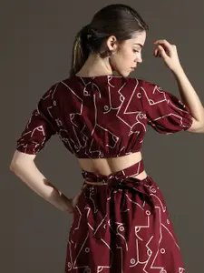 Dora Dori 
Abstract Printed Pure Cotton Round Neck Puff Sleeves Cut Out Dress