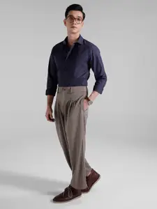 INVICTUS Pure Cotton Self Horizontal Stripes Formal Shirt