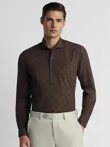 Peter England Geometric Printed Slim Fit Pure Cotton Formal Shirt