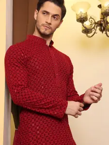 House of Pataudi Ethnic Motif Embroidered Mandarin Collar Round Neck Sequins Kurta