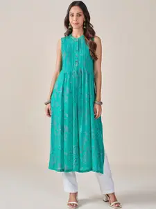 Global Desi Floral Printed Sleeveless Mandarin Collar Pleated Kurta