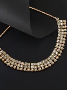 OOMPH Kundan Studded Necklace