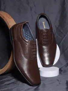 Bata Men Textured Formal Oxfords