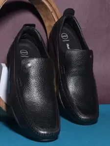 Hush Puppies Men Textured Round Toe Leather Formal Slip-On Shoes