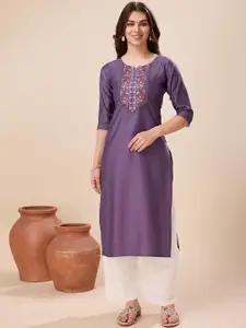 MOJILAA Floral Yoke Design Sequinned Straight Kurta