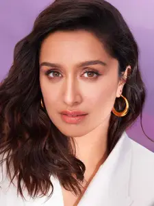 PALMONAS Gold-Plated Contemporary Hoop Earrings