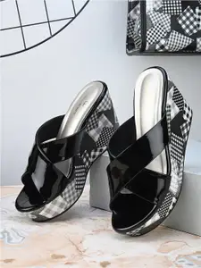 pelle albero Printed Open Toe Wedge Heels