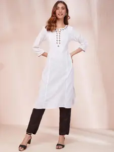 Fabindia Floral Embroidered Thread Work Kurta