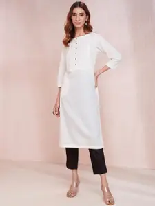 Fabindia Thread Work Round Neck Cotton Straight Kurta