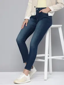 Levis Women 711 Skinny Fit Light Fade Stretchable Jeans