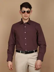 V-Mart Spread Collar Formal Shirt