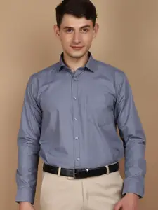 V-Mart Long Sleeves Spread Collar Cotton Opaque Formal Shirt