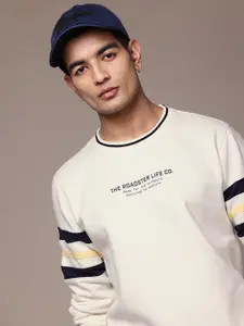 The Roadster Lifestyle Co. Typography Print Regular Fit Sweatshirt