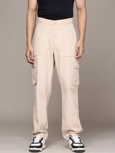 The Roadster Lifestyle Co. Men Loose Fit Pure Cotton Cargo-Style Trousers