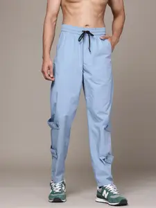 The Roadster Lifestyle Co. Men Relaxed Fit Pure Cotton Cargo Styles Trousers