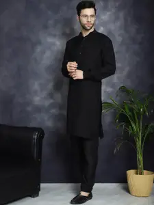 Jompers Mandarin Collar Regular Kurta with Churidar