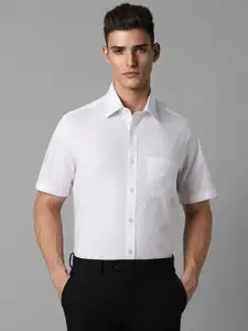 Louis Philippe Spread Collar Cotton Formal Shirt