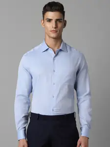 Louis Philippe Spread Collar Long Sleeves Cotton Formal Shirt