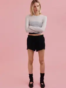 H&M Women Sweatshirt Shorts