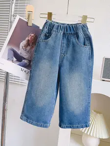 INCLUD Girls Straight Fit Clean Look Stretchable Jeans