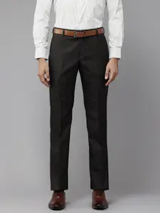 Park Avenue Men Checked Formal Trousers