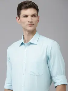 Park Avenue Pure Cotton Self Design Textured Slim Fit Opaque Formal Shirt