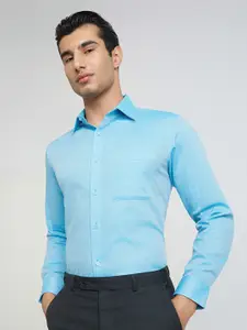 Raymond Textured Pure Cotton Slim Fit Formal Shirt
