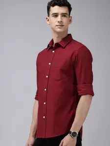 U.S. Polo Assn. Tailored Fit Cutaway Collar Pure Cotton Casual Shirt Shirt