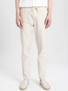 DeFacto Men Mid Rise Pure Cotton Trousers