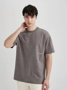 DeFacto Men Raw Edge T-shirt