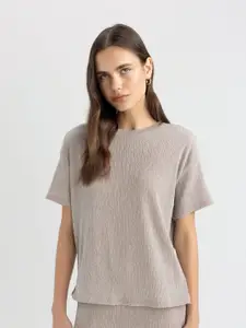 DeFacto Women Self Design T-shirt