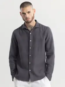 Snitch Straight Charcoal Slim Fit Spread Collar Cotton Casual Shirt