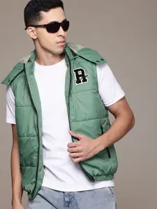 The Roadster Lifestyle Co. Brand Logo Print Padded Gilet Jacket