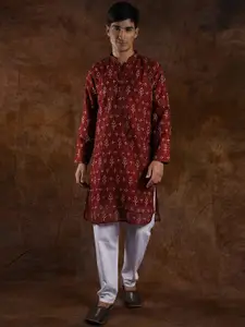 Exotic India Men Bandhani Printed Regular Sequinned Kurta with Pyjamas