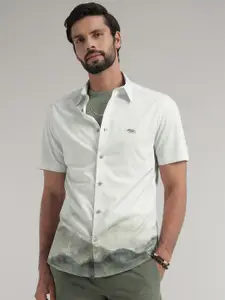 Andamen Premium Fit Abstract Printed Spread Collar Short Sleeves Cotton Casual Shirt