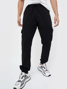 Kappa Men Mid-Rise Slim Fit Joggers