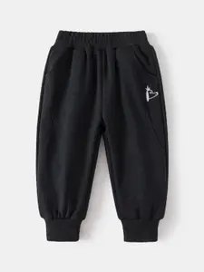 StyleCast Black Boys Mid-Rise Jogger