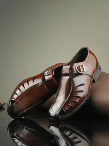 House of Pataudi Men Fisherman Shoes Style Sandals