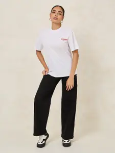 Styli Round Neck Short Sleeve Oversized T-Shirt